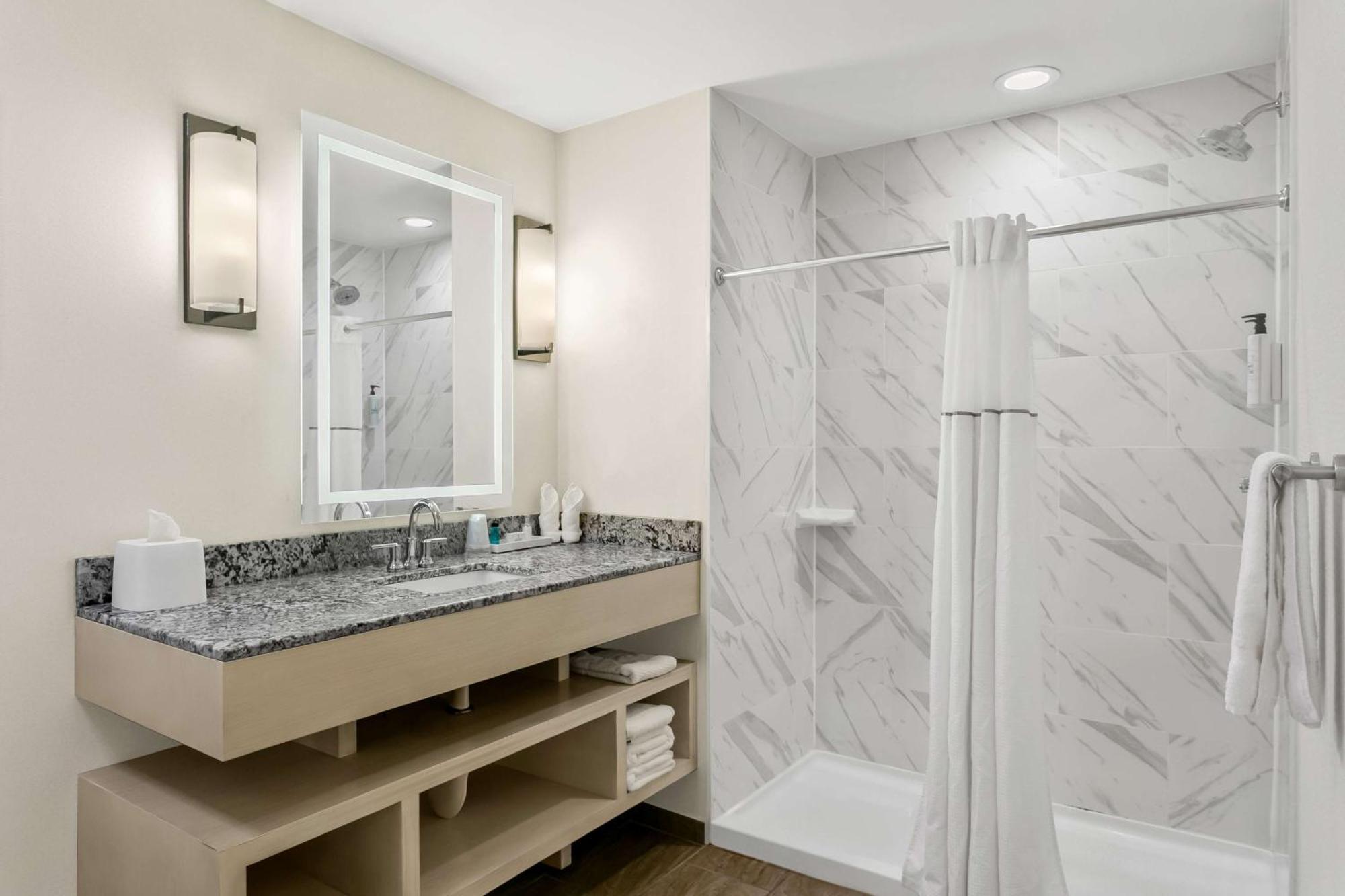 Sonesta Hotel Baltimore Inner Harbor Extérieur photo