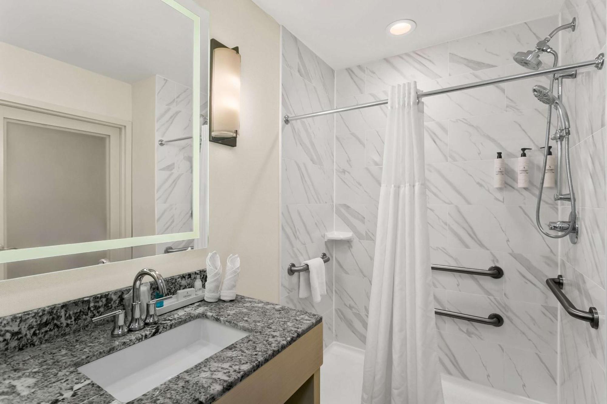 Sonesta Hotel Baltimore Inner Harbor Extérieur photo